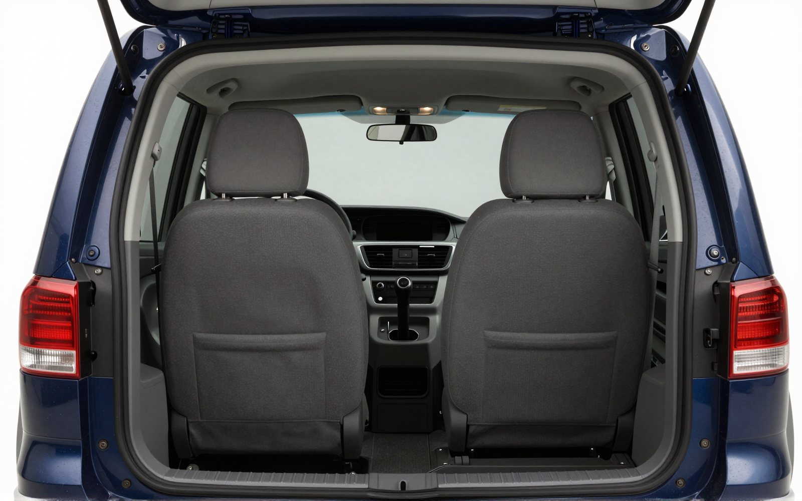 Volkswagen Touran — Van 7-osobowy, hak, salon PL — zdjęcie 2